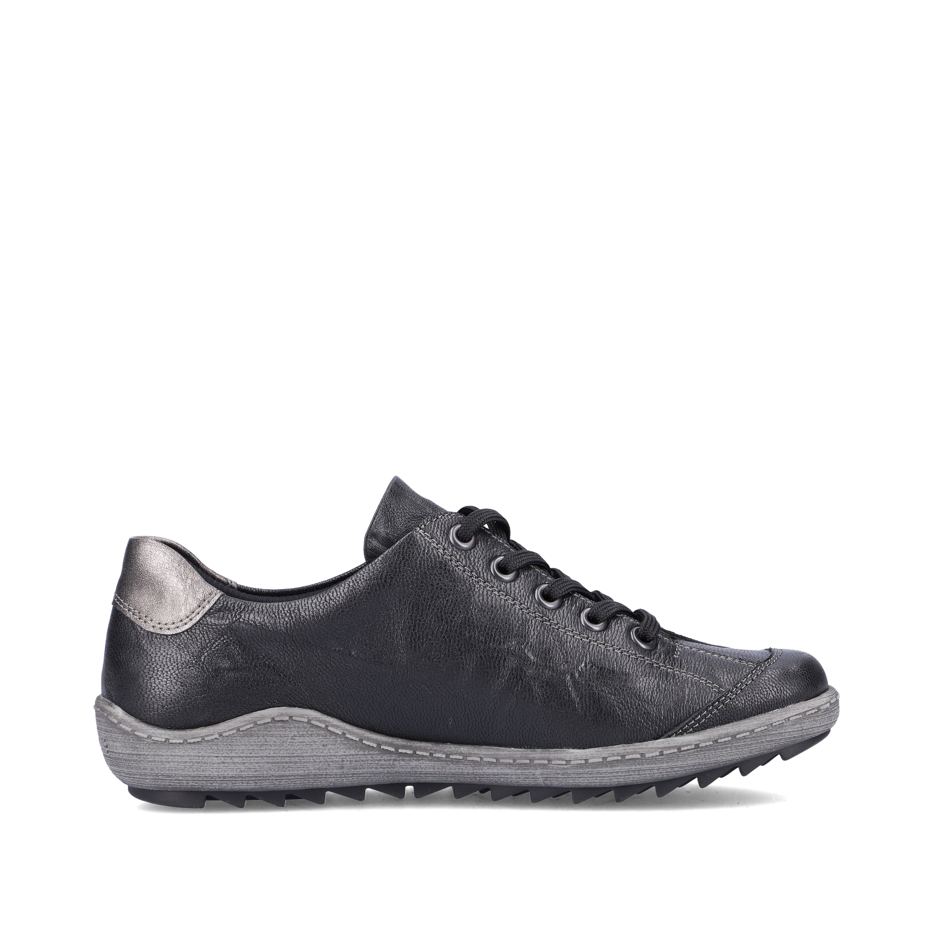 R1402 Liv