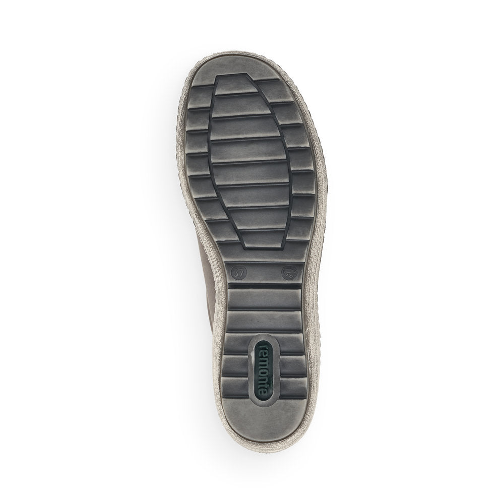 R1402 Liv